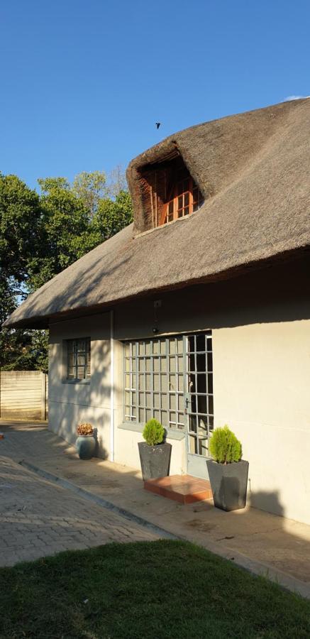 White Feathers Bergville Exterior photo